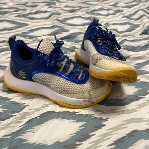 Under Armour Curry Kids shoes